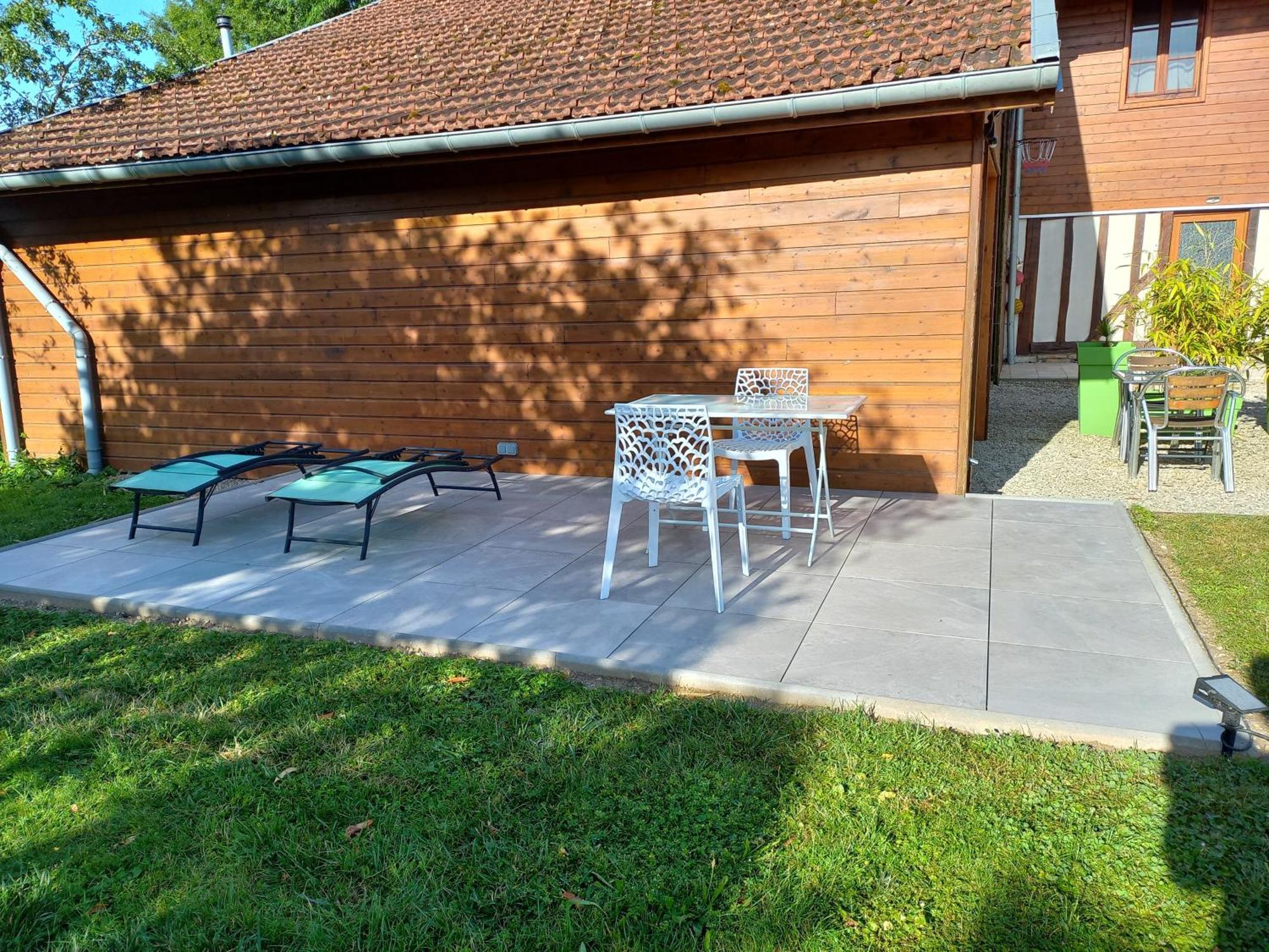 "Le Studio" Parking Prive Restauration Netflix Proche Des Grands Lacs Montmorency-Beaufort Exterior foto